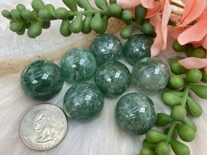 Green-Aventurine-Spheres