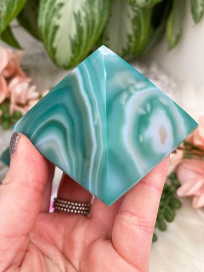 Green-Banded-Agate-Pyramid