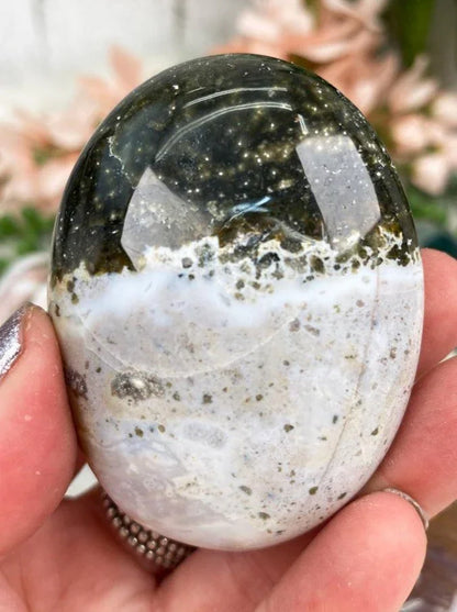 Green-White-Ocean-Jasper-Palm-Stones