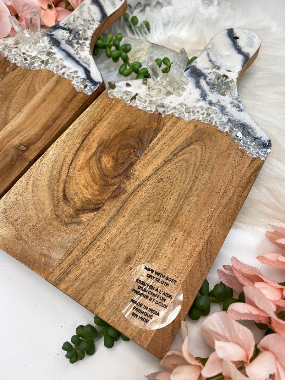 Handmade-Resin-Quartz-Geode-Cheese-Board