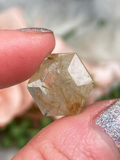 Rutile Quartz Faceted Gems