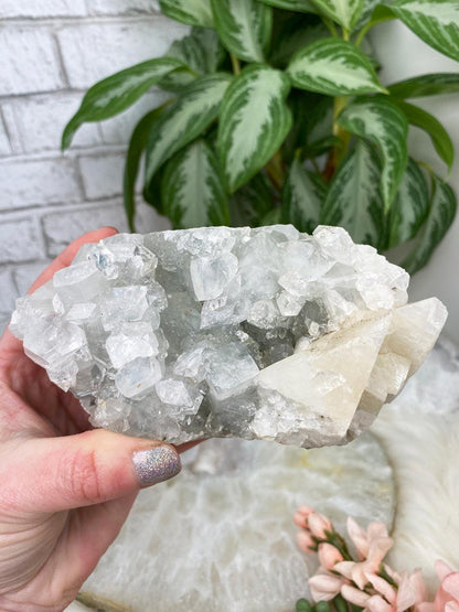 large-gray-chalcedony-crystal