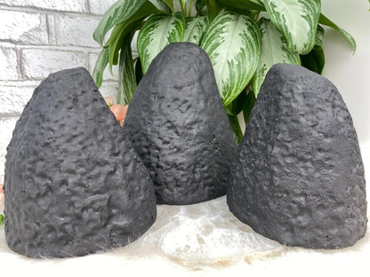 Dark-Gray-Banded-Agate-Cathedral-Back