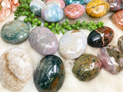 pink-blue-ocean-jasper-palm-stones