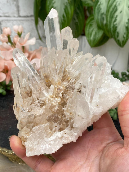 gray-colombian-quartz-cluster