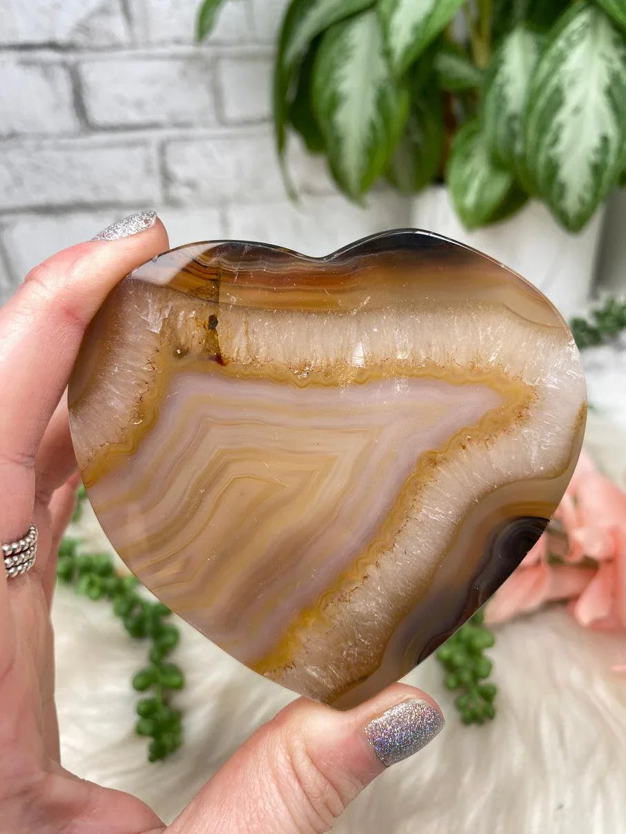 black-white-agate-heart