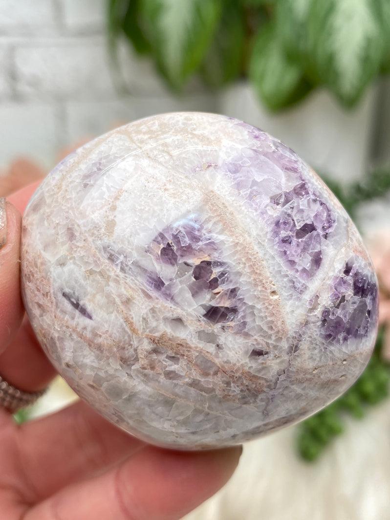 madagascar-chevron-amethyst-stones