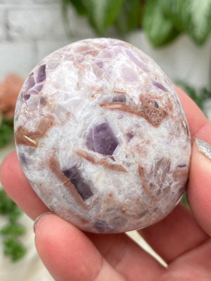 madagascar-chevron-amethyst-stones