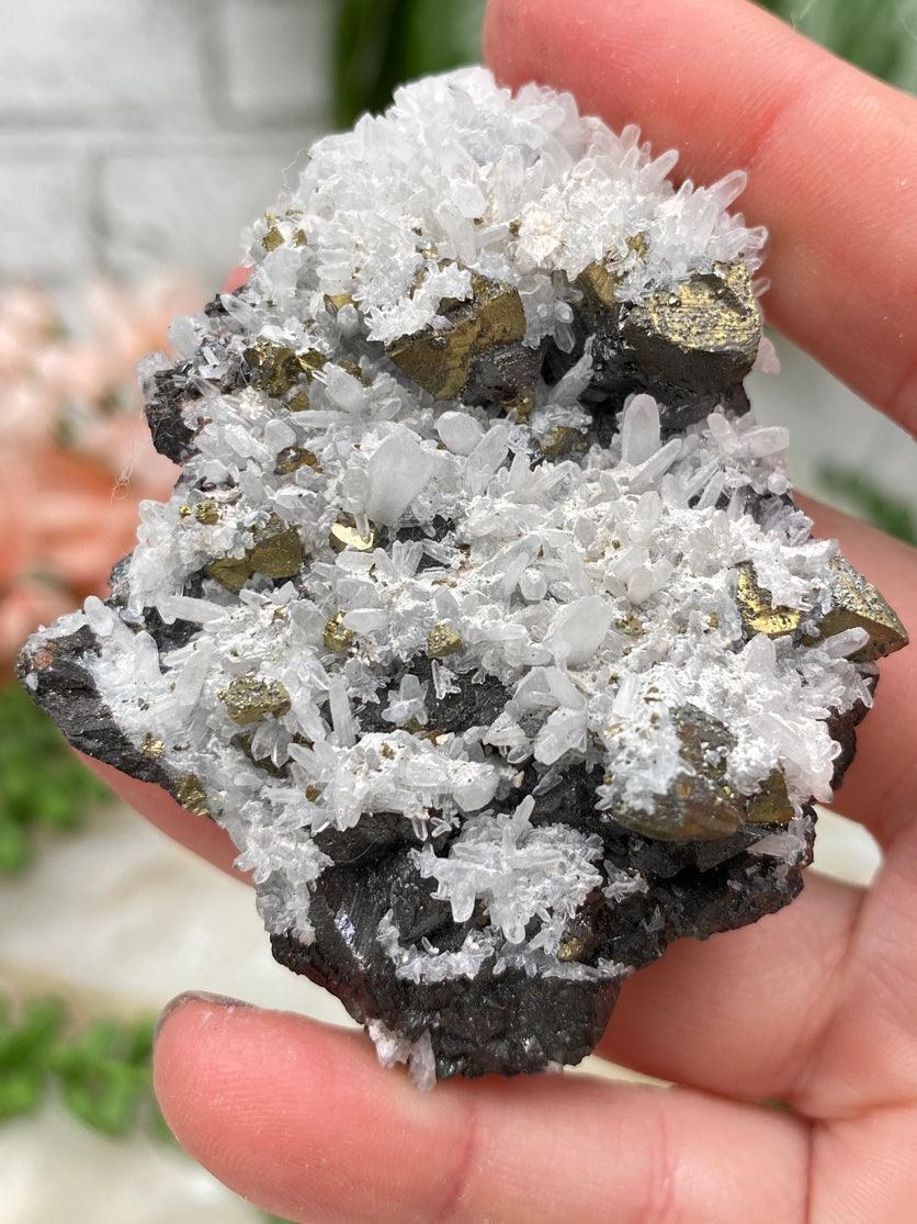 sphalerite-micro-quartz-pyrite