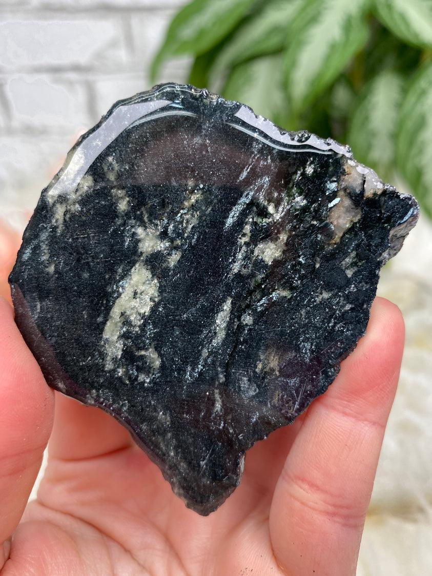 resin-coated-hematite