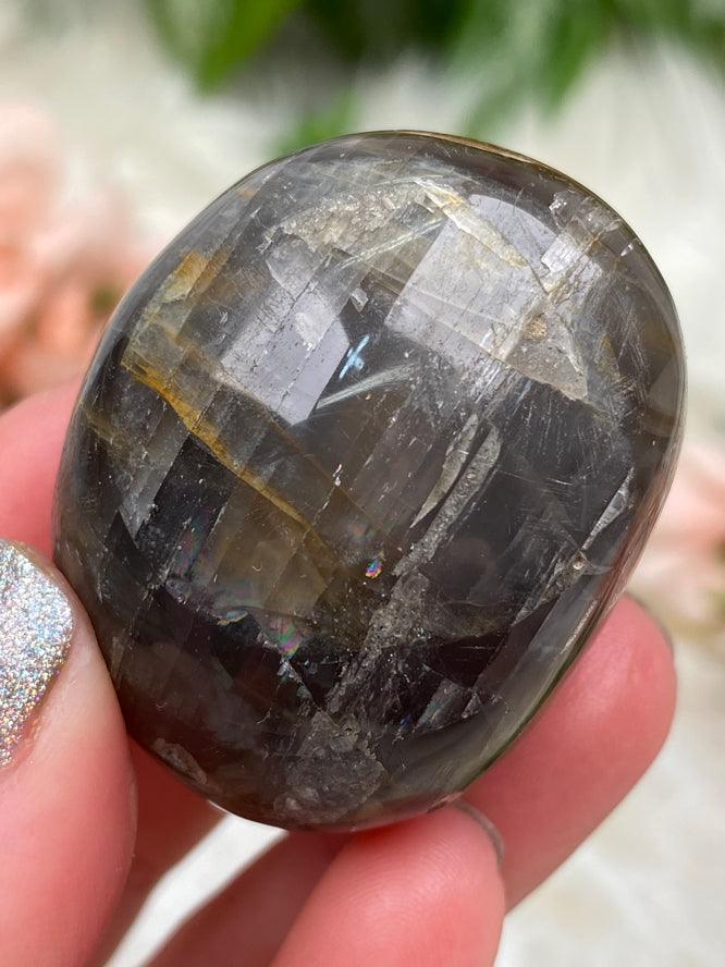 gray-moonstone-palm-stone