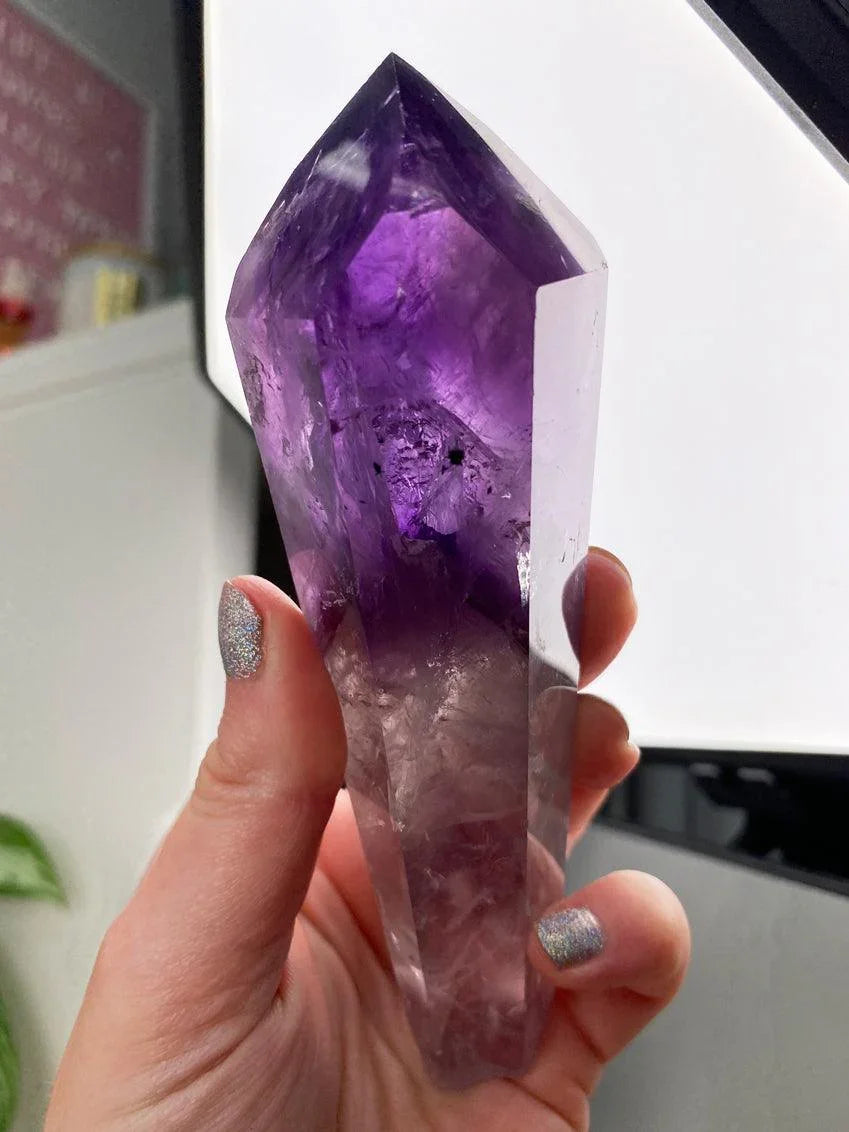 backlit-amethyst-phantom