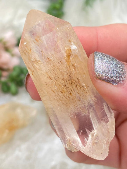 yellow-halloysite-chunky-point