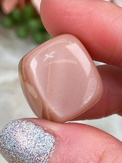 pink-moonstone-sunstone-india