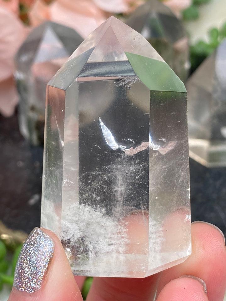 green-chlorite-in-garden-quartz-point