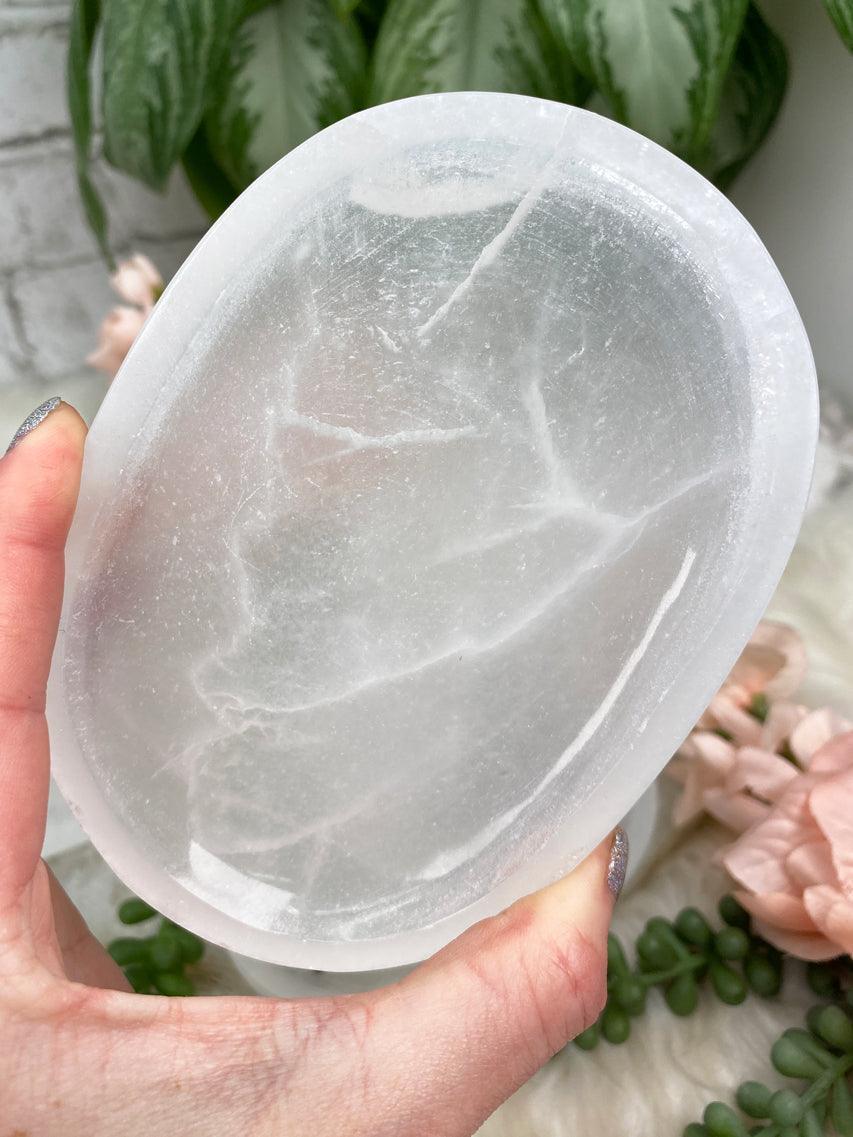 white-oval-selenite-plate