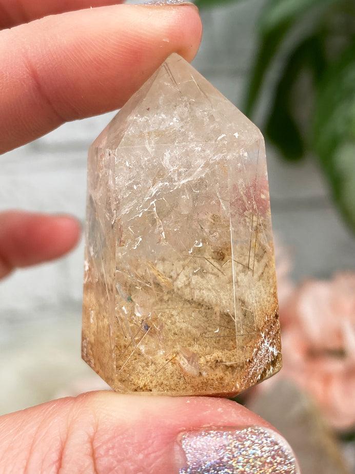 off-white-rutile-garden-quartz-point