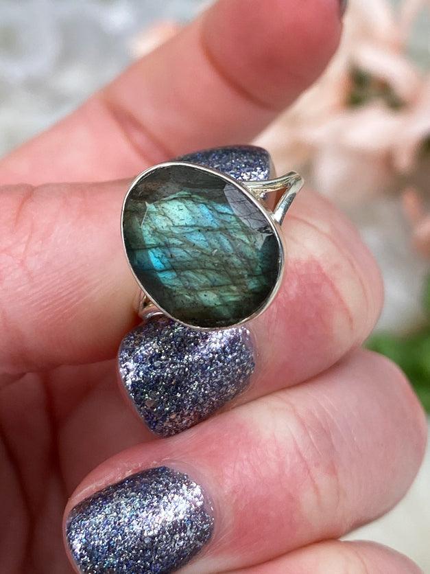 Labradorite-Ring-Flash
