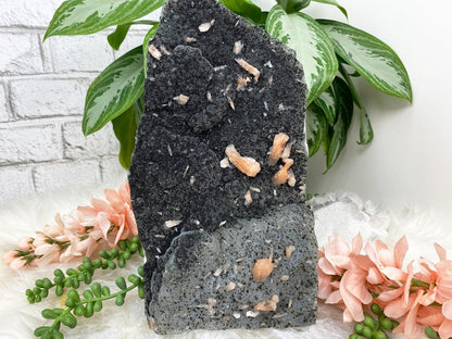 Large-Gray-Black-Chalcedony-Stilbite