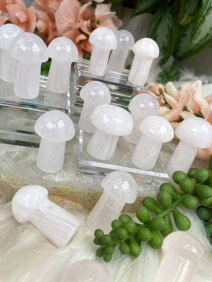 Light-Mangano-Calcite-Mushroom-Crystals