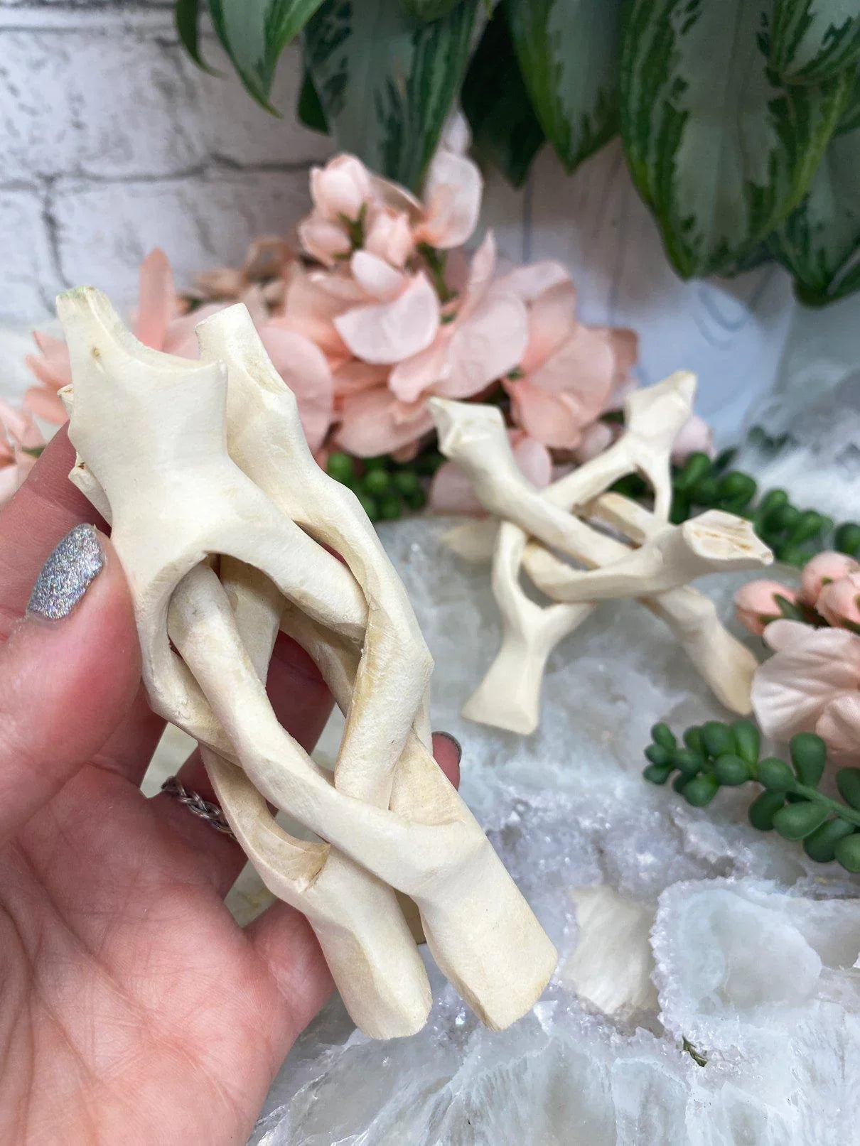 Light-White-Natural-Wood-Crystal-Sphere-Stand-Fold-Up