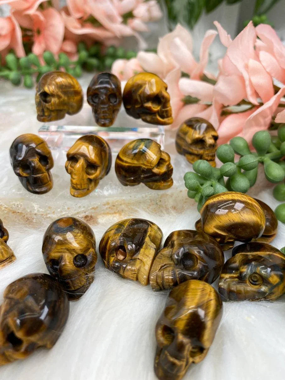 Small-Tiger-Eye-Skulls