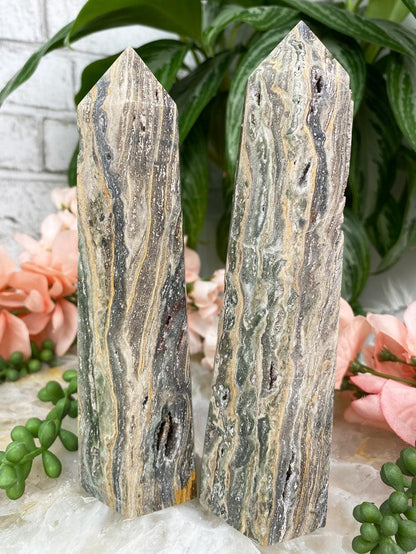 Natural-Ocean-Jasper-Point-Crystals