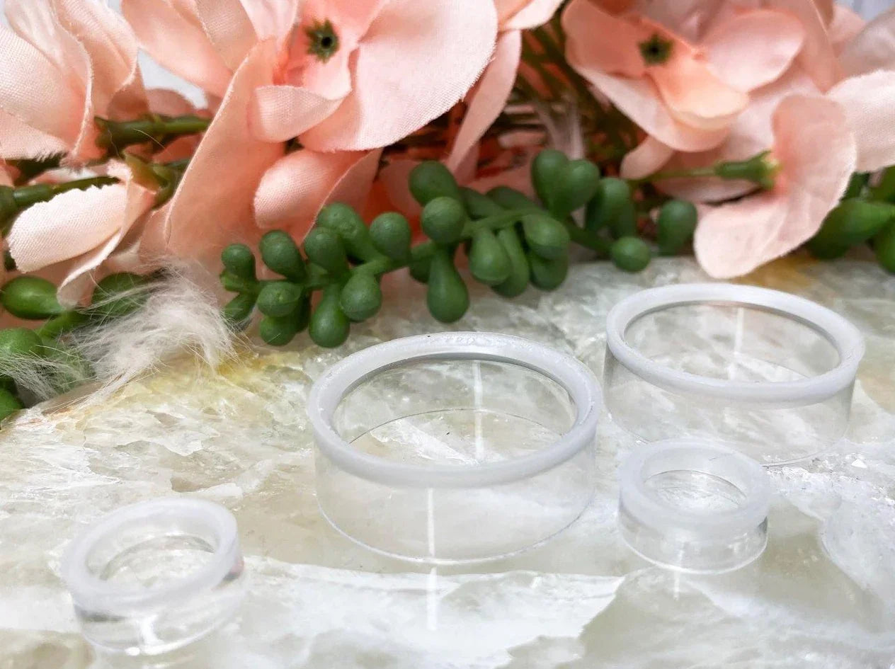    No-Slip-Clear-Plastic-Sphere-Egg-Crystal-Stand-for-sale