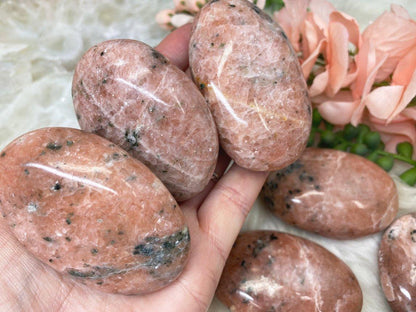 Pink-Cipolin-Palm-Stone-from-Madagascar