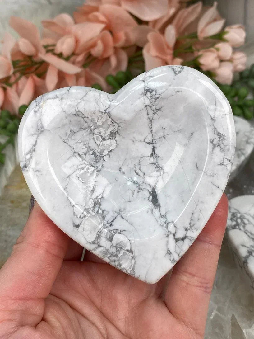 Polished-White-Howlite-Heart-Bowl