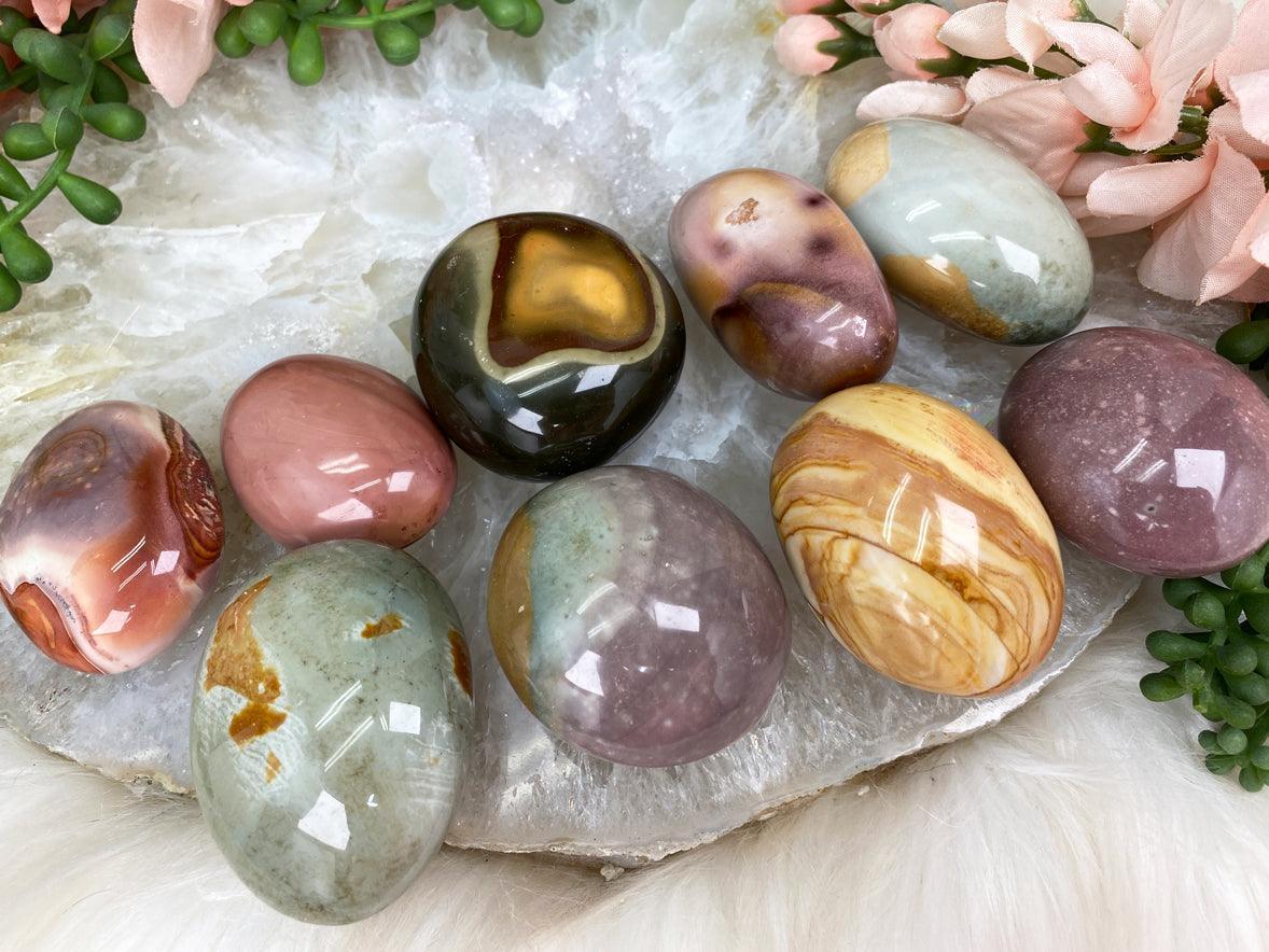 Polychrome-Jasper-Palm-Stones-for-Sale