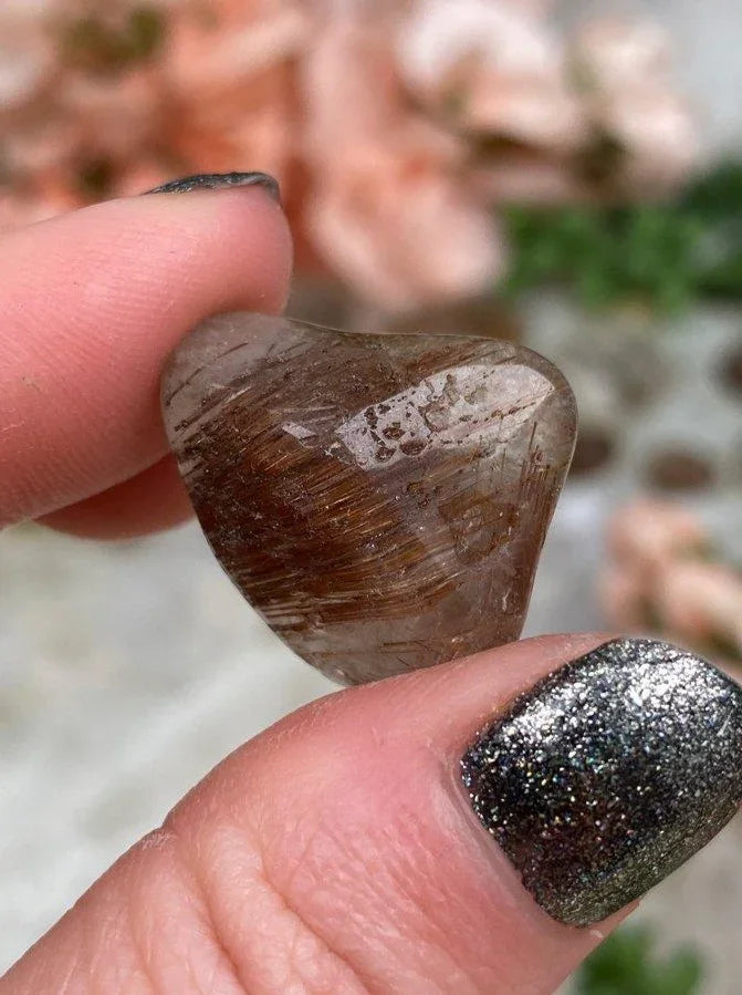 Tumbled-Red-Brown-Rutile-in-Quartz-Stones