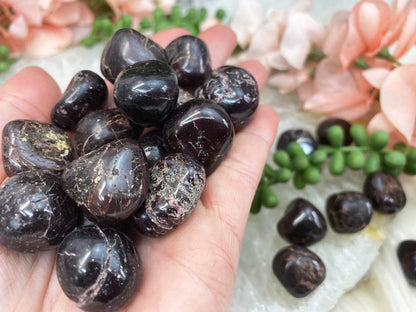   Tumbled-Red-Garnet-Stone-Crystal-for-Sale