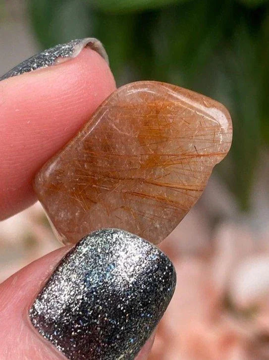 Red-Rutilated-Quartz-Polished-Stone