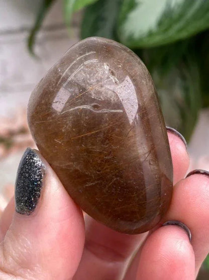 Red-Rutile-Smoky-Quartz-Stone