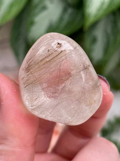 Rutile-Clear-Quartz-Tumble-Crystal-for-Sale