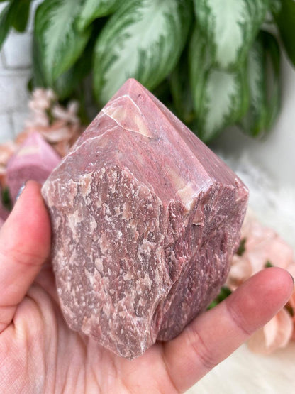 Semi-Raw-Polished-Pink-Jasper-Point