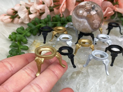 Small-Metal-Sphere-Stands