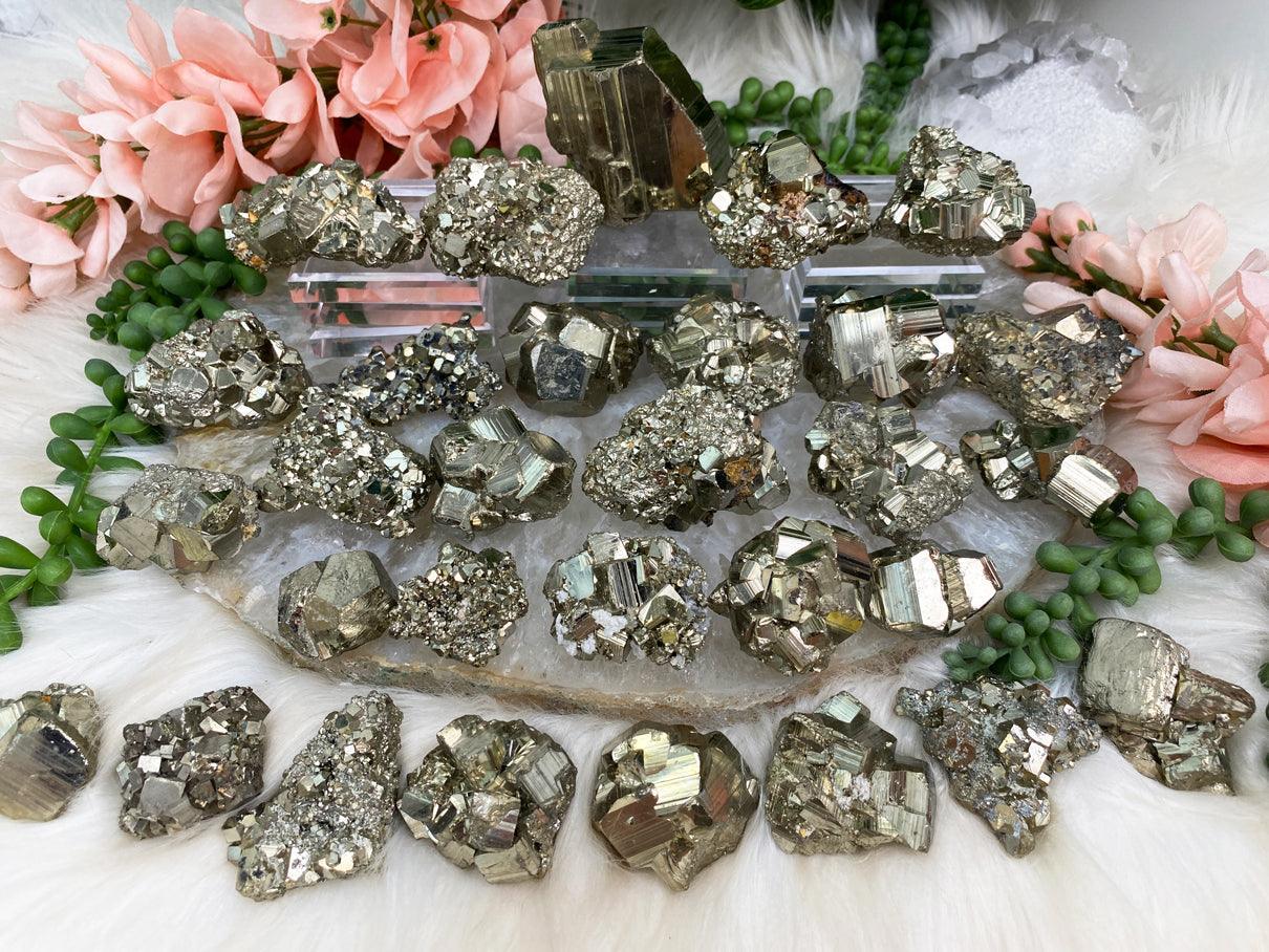 Small-Pyrite-Clusters-from-Peru