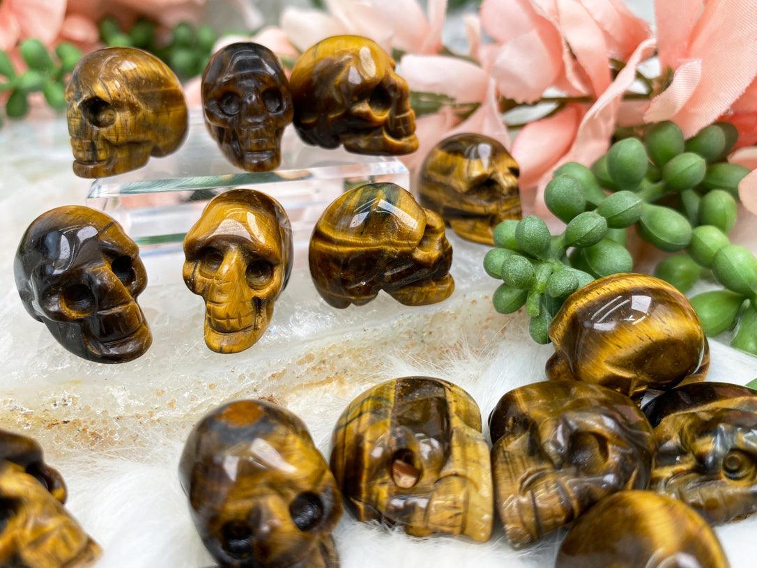    Small-Tiger-Eye-Skulls