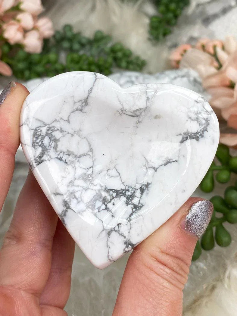Small-White-Howlite-Heart-Bowl