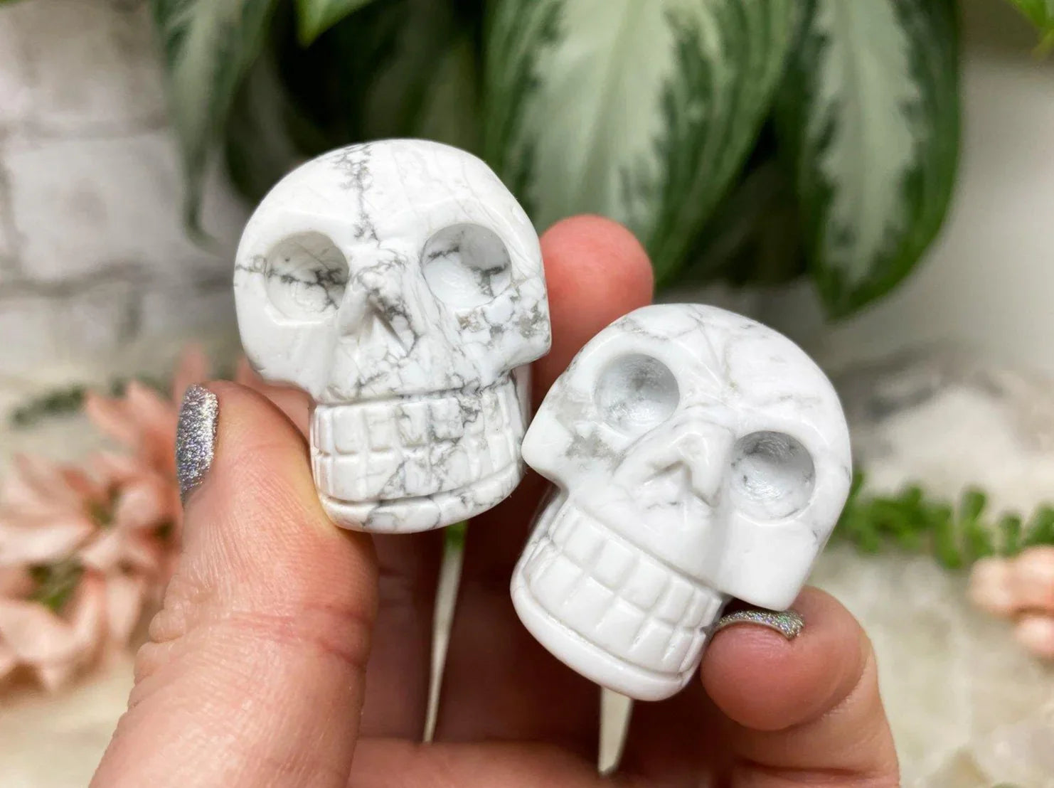 Small-White-Howlite-Stone-Crystal-Skulls