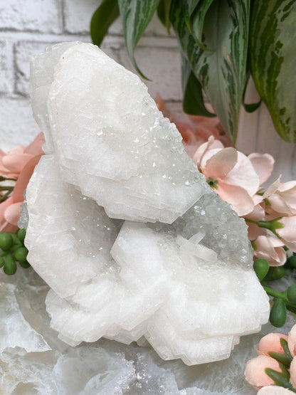 Statement-Crystal-Specimen-Blade-Calcite-Quartz-Inner-Mongolia-China
