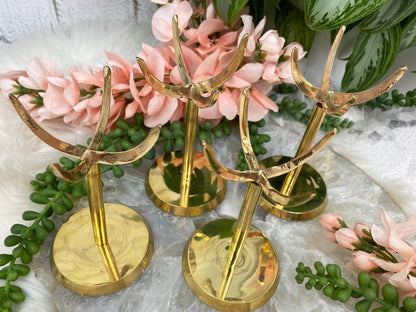 Tall-Gold-Metal-Crystal-Stand