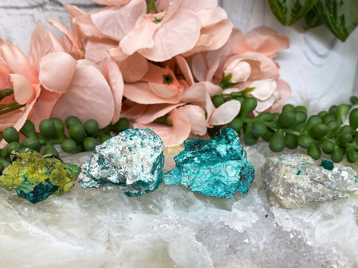 Teal-Dioptase-Mineral
