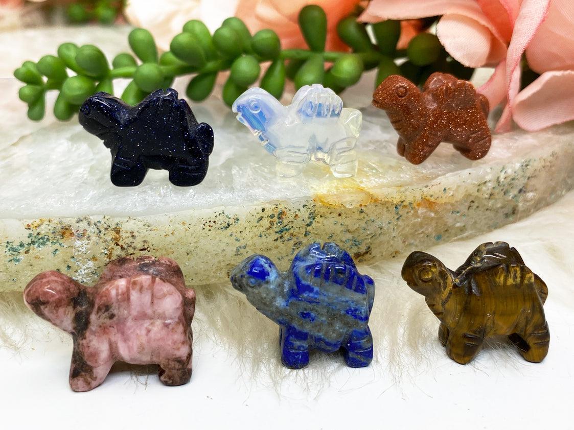     Tiny-Crystal-Dragon-Carvings