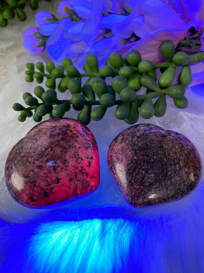 UV-Reactive-Star-Ruby-Hearts