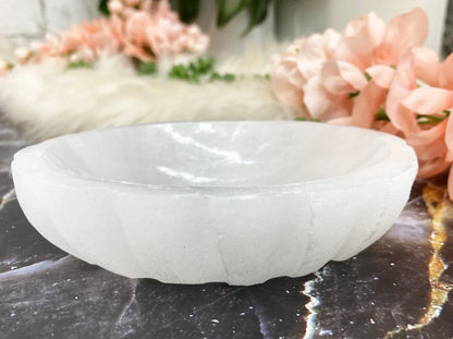 White-Scallop-Edge-Selenite-Oval-Crystal-Bowl