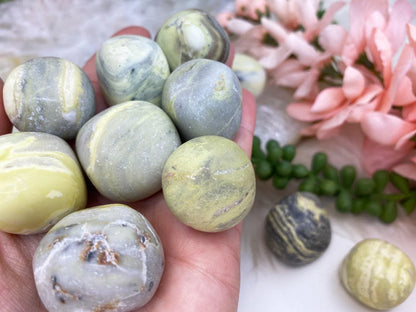 Tumbled-Yellow-Gray-Serpentine-Crystal-Tor-Sale