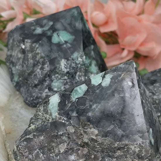 Green-Emerald-Points